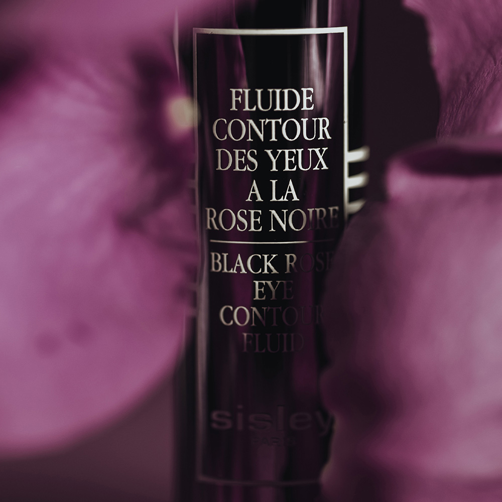 Fluide Contour des Yeux à la Rose Noire 14ml