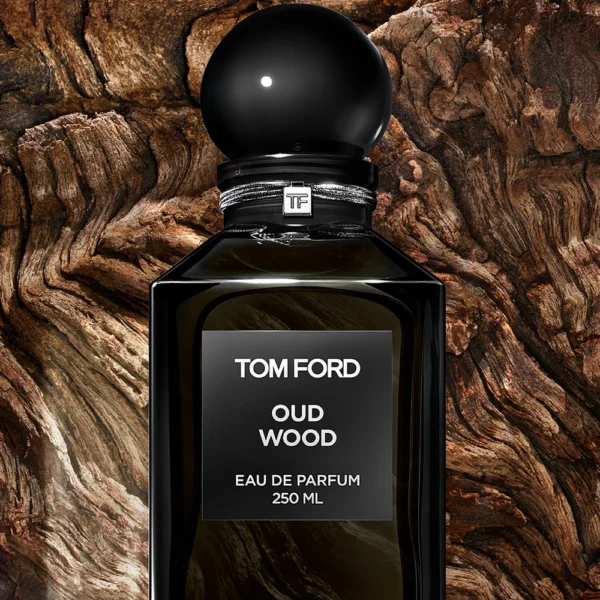 Oud Wood Eau de Parfum