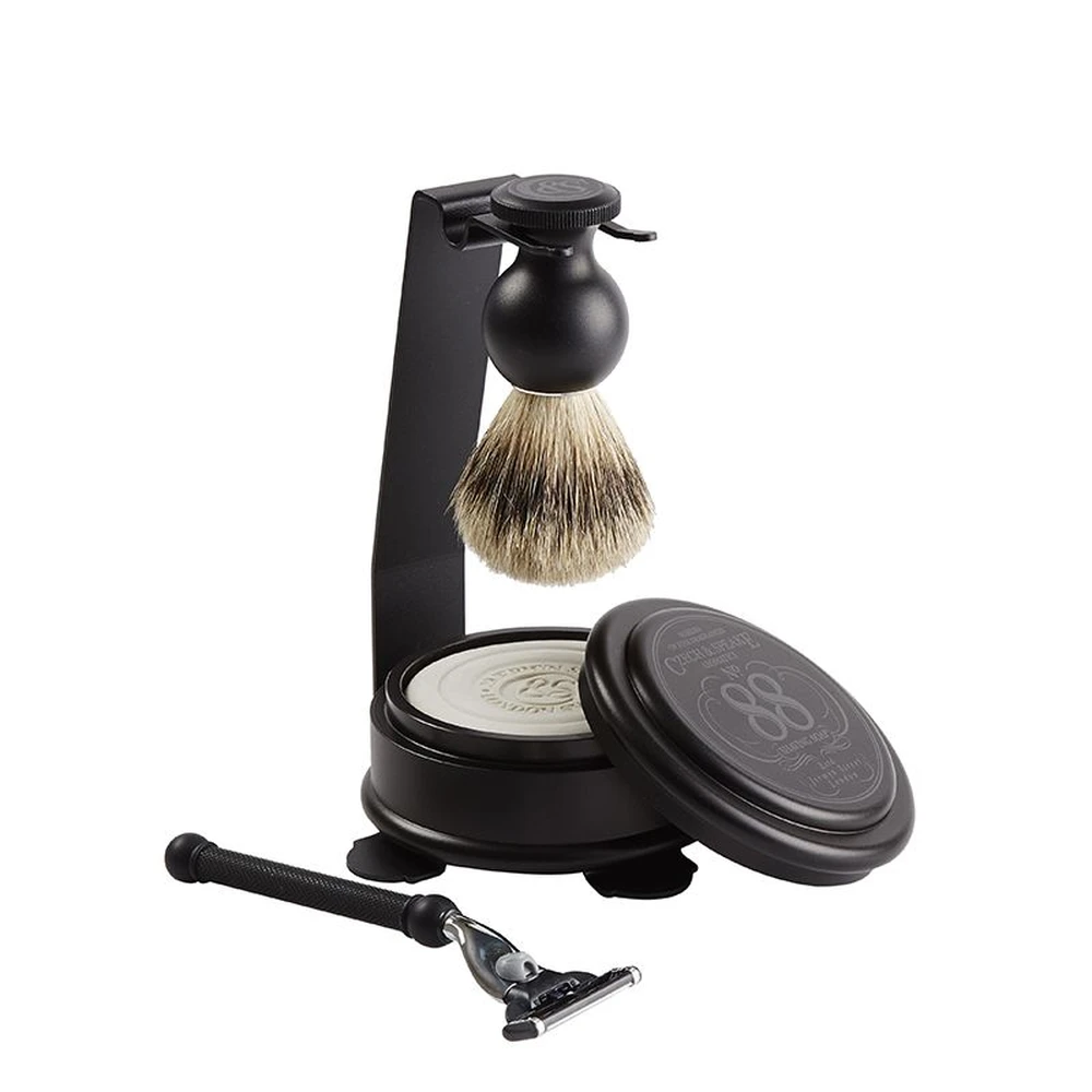 N. 88 Shaving Set and Stand
