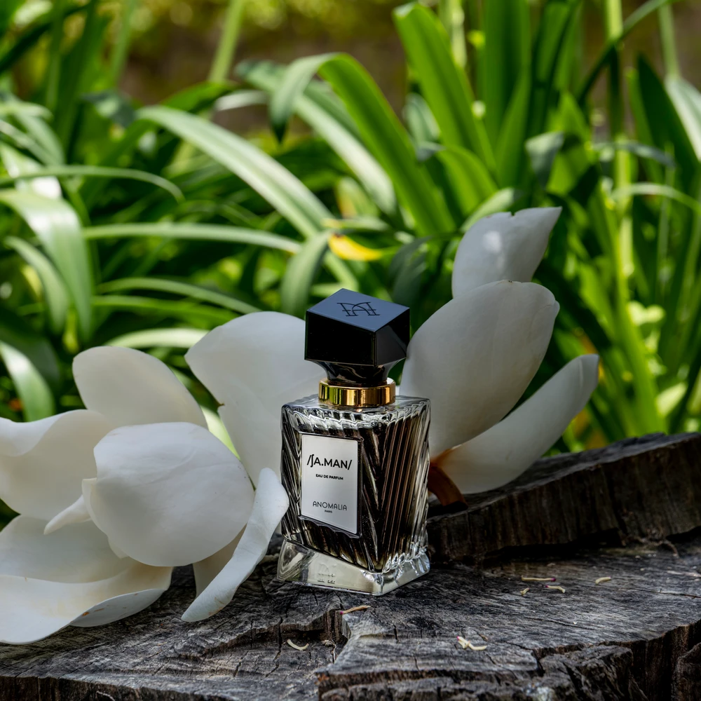 3701549000076-4 Shaman Eau de Parfum 70ml