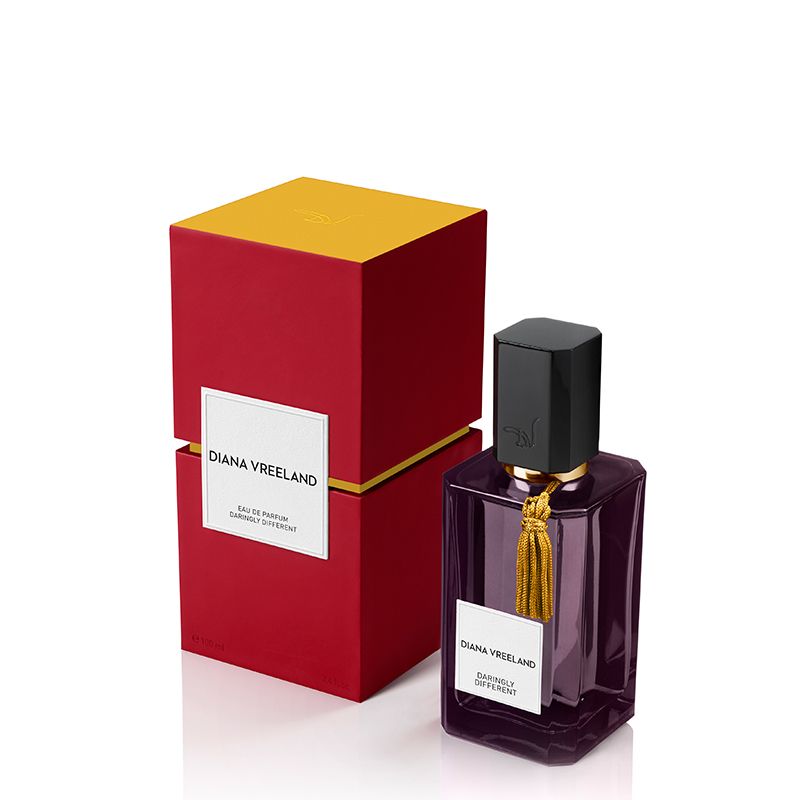 856390005435 Daringly Different Eau de Parfum