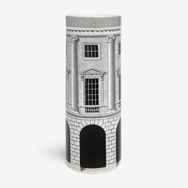 NEL MENTRE CANDELA PROFUMATA TORRE ARCHITETTURA FRAGRANZA IMMAGINAZIONE